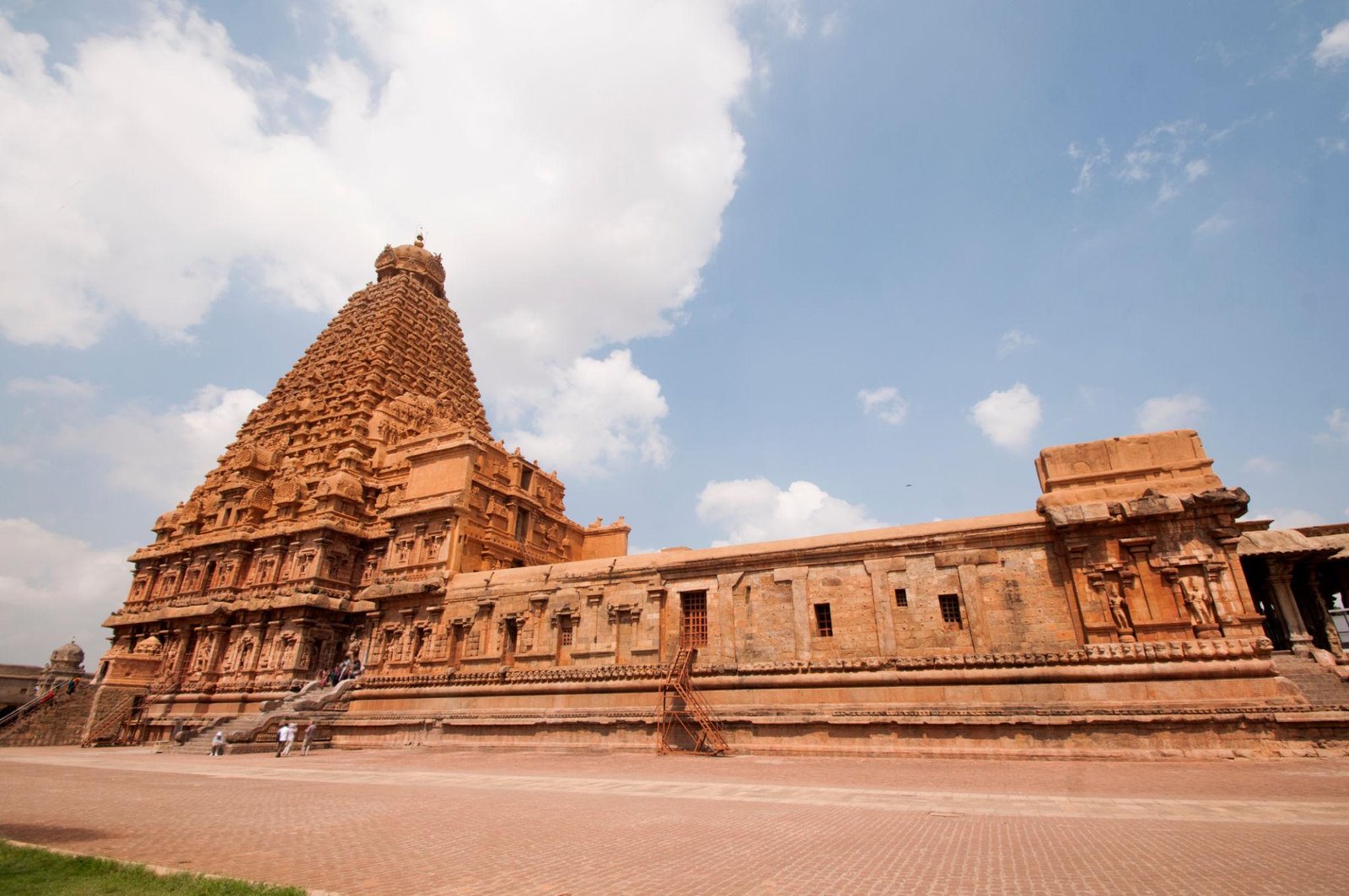 Brihadeeswarar Temple