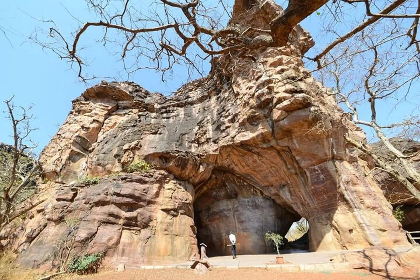 Bhimbetka Rock Shelters